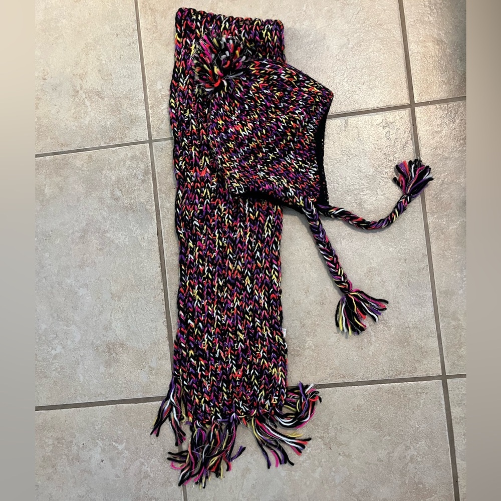 Joe Boxer Winter Scarf and Hat Set. Like New. OSFM - Picture 2 of 7